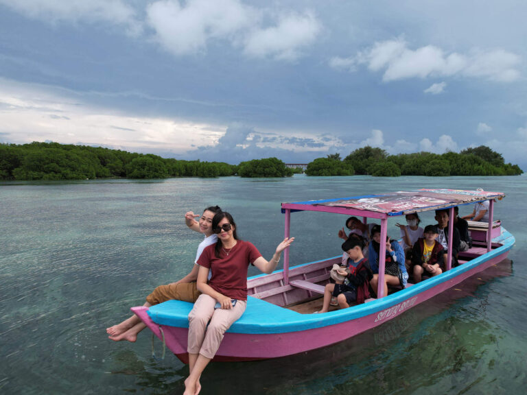 sewa kapal keluarga tour pulau seribu